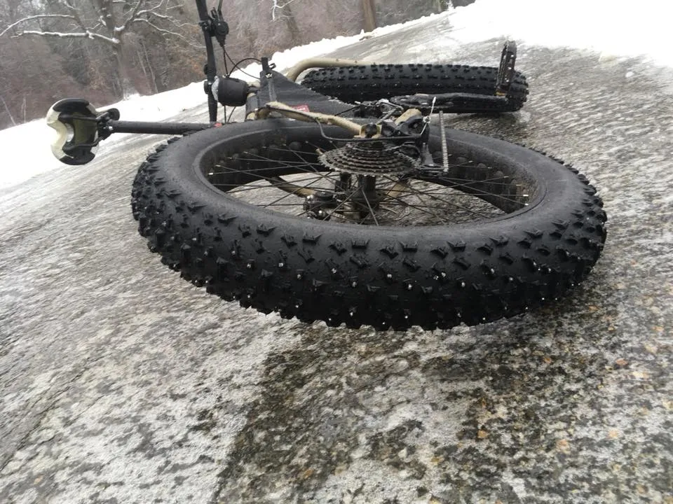 Model 1000 – Bicycle Studs